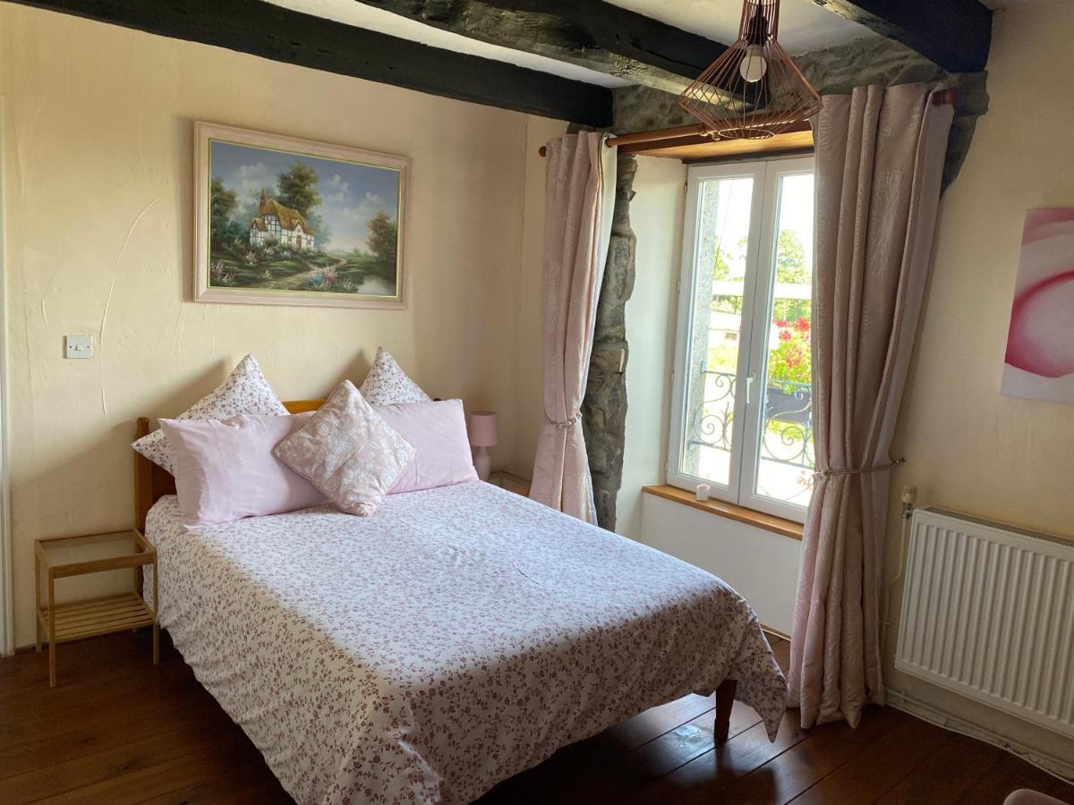 La Vieille Boulangerie Bed and Breakfast Langourla Buitenkant foto